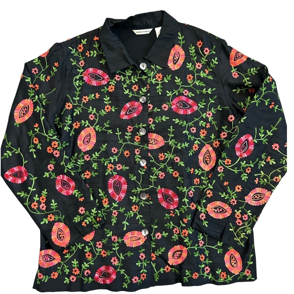Laura Ashley Vintage Silk Black‎ Embroidered Floral Button Up Shirt Top L